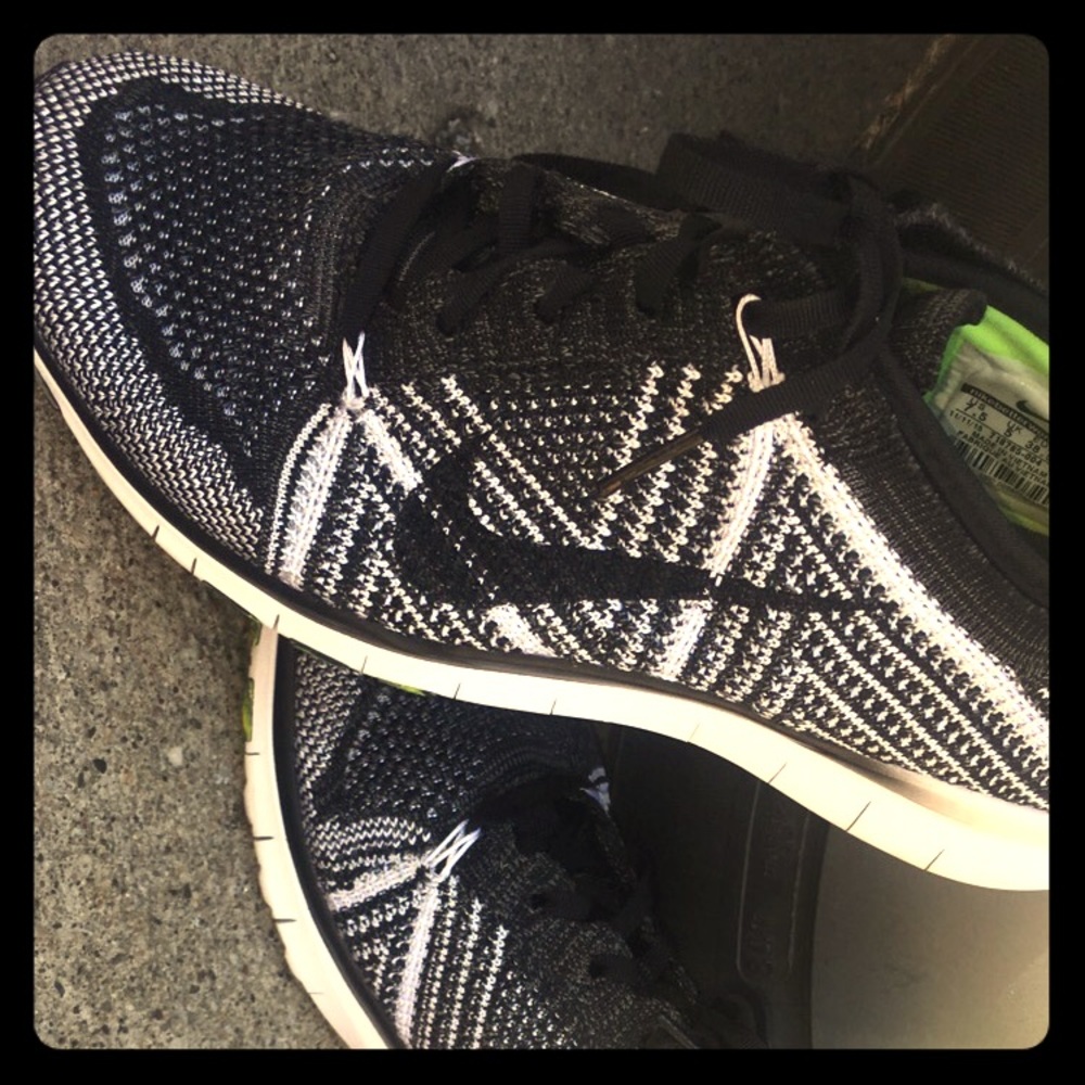 Nike flyknits 5.0